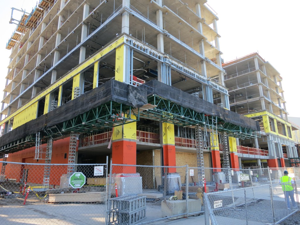 Hotel - building enclosure and scaffold at NE corner