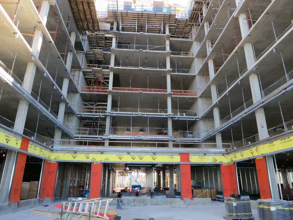 Hotel - interior courtyard at level 3