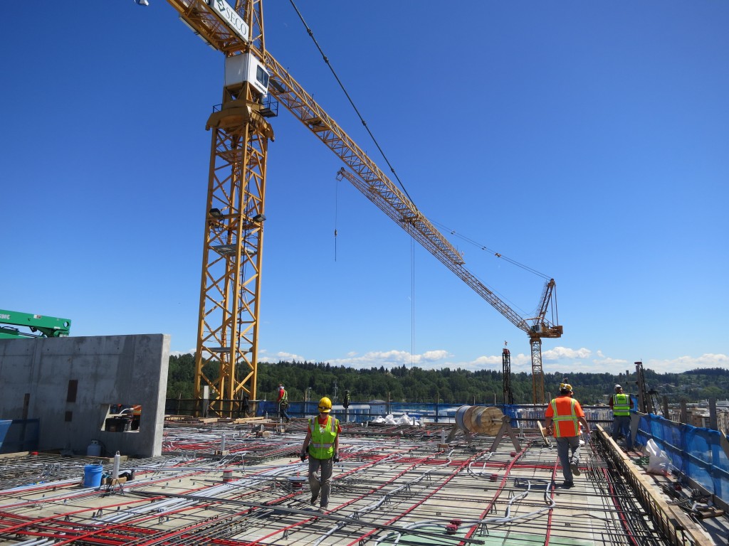 Hotel - roof level deck prep